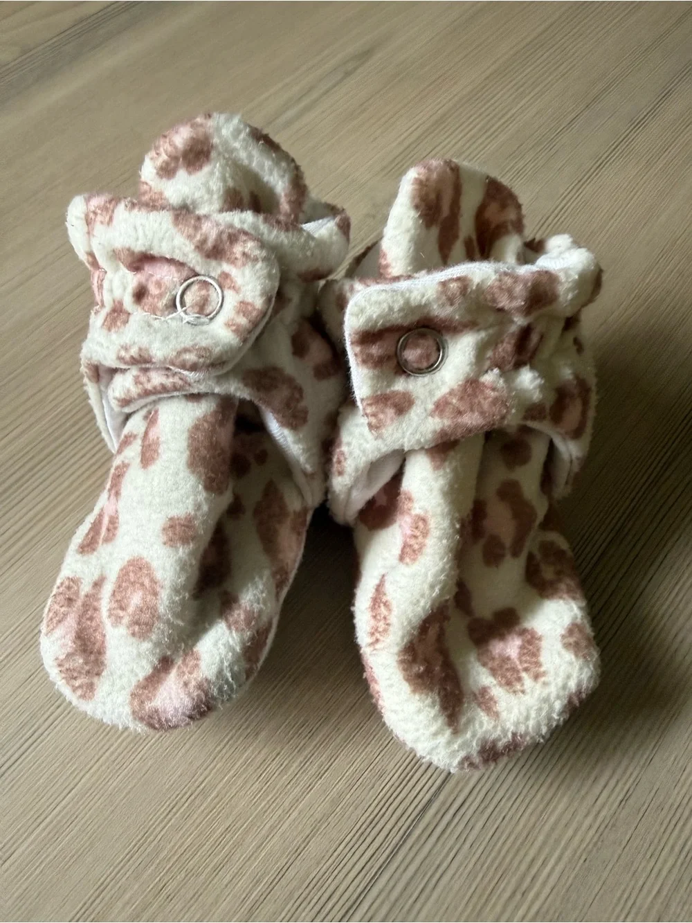 Robeez Cream and Brown Plush Baby Booties